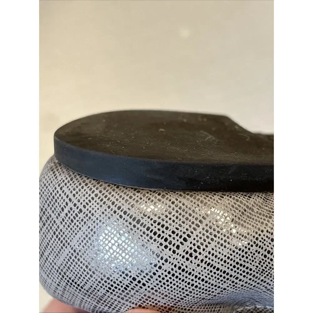 Rare Tory Burch Reva- lurex Silver/Metallic Flats Size 7, VGUC!!!